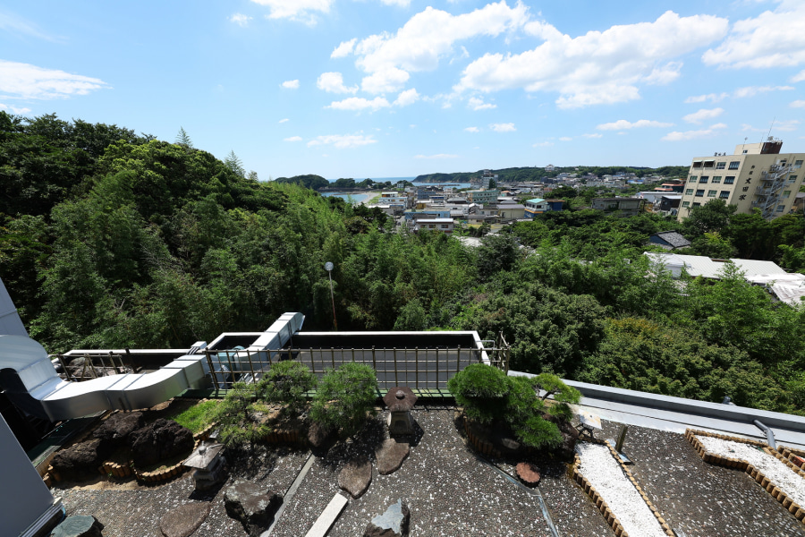 カジュアル温泉露天風呂付和室（１０畳）