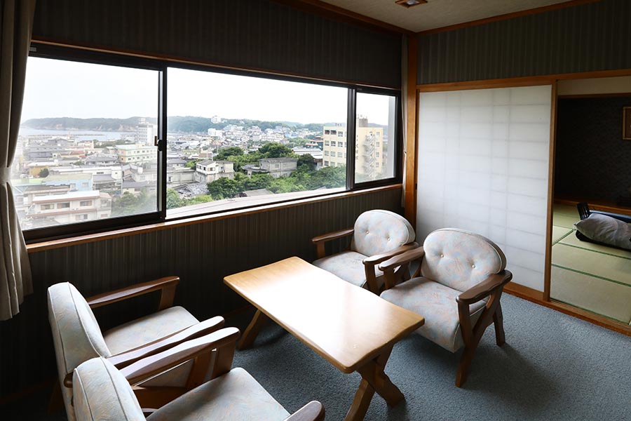温泉坪庭露天付客室(独立部屋/１２畳和室＋洋間)