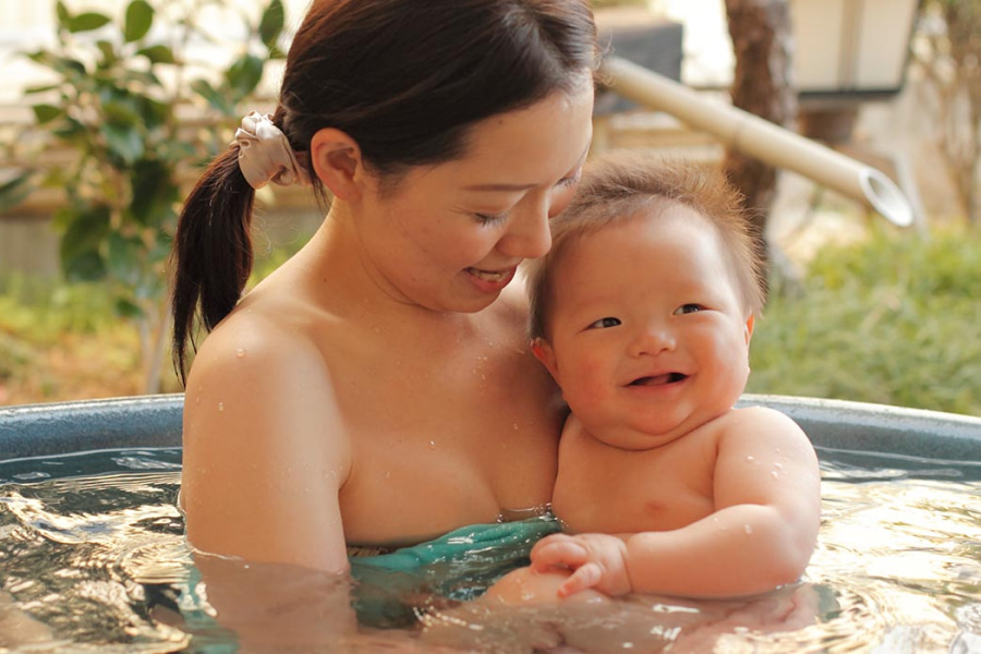 温泉坪庭露天付客室(独立部屋/１２畳和室＋洋間)